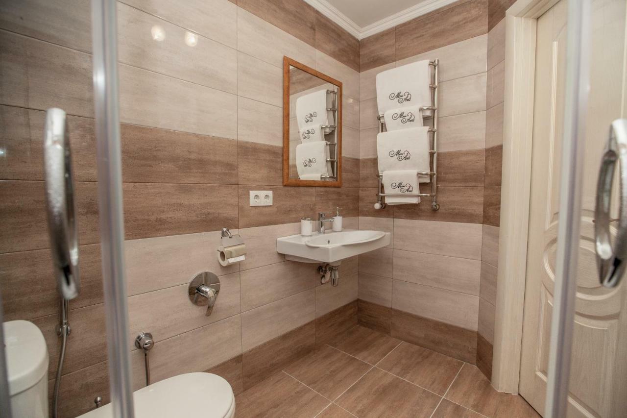 Mon Ami Hotel Ivano-Frankivsk Exteriér fotografie