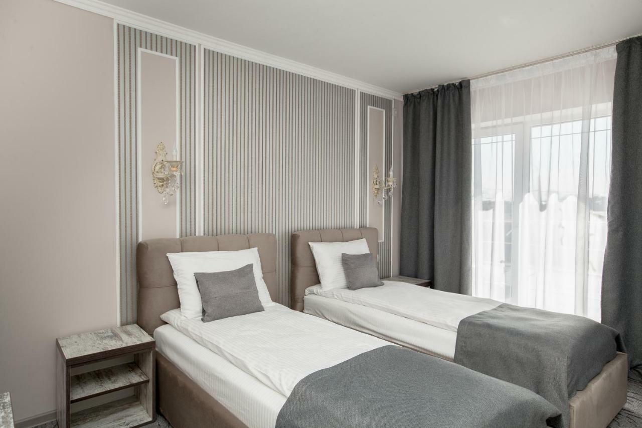 Mon Ami Hotel Ivano-Frankivsk Exteriér fotografie