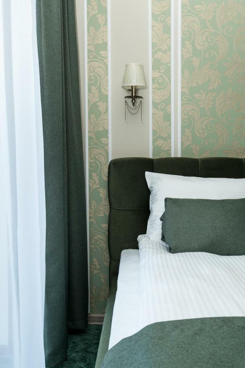 Mon Ami Hotel Ivano-Frankivsk Exteriér fotografie
